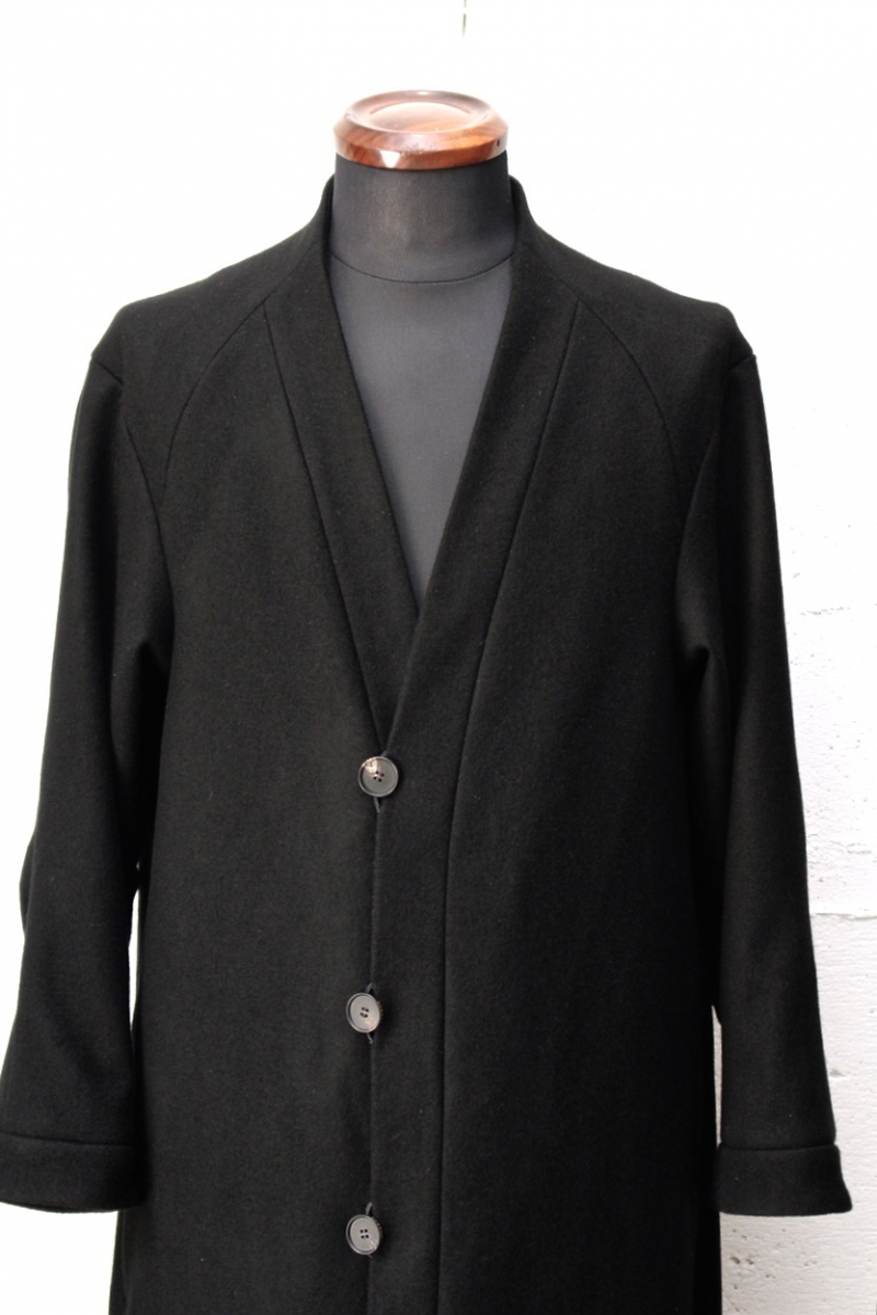CT-IKSM. Wool Super 160’s 3/4 Sleeve Coat. Black. CROMÄGNON. « GULLAM
