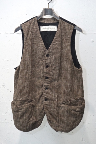 V-2. Doggy Bag WaistCoat. Sumi(Japanese Ink / Walnut). Andrew