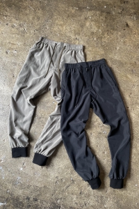 DEVOAの”Jogger Pants”。 « GULLAM グラム セレクトショップ