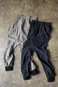 DEVOAの”Jogger Pants”。 « GULLAM グラム セレクトショップ