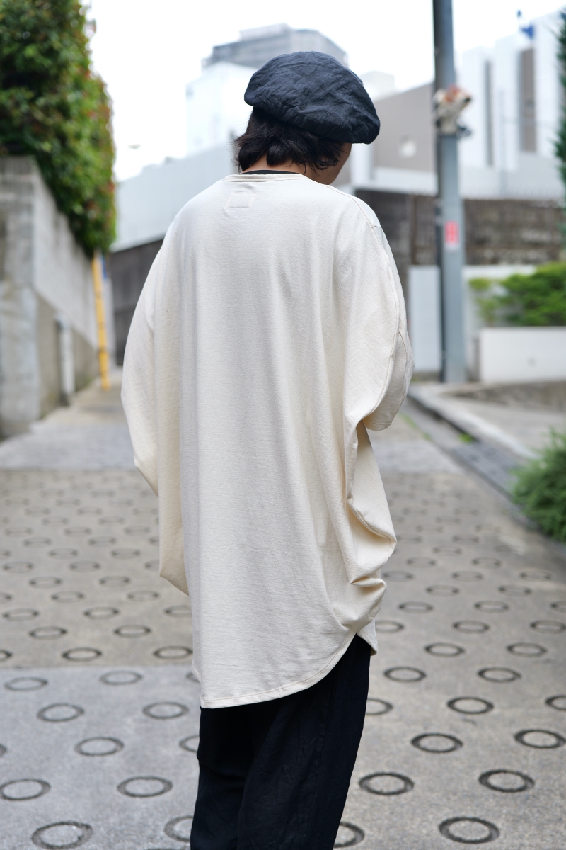 RK-CS01. Short Sleeves Circle T-shirt. Ivory. ROGGYKEI. « GULLAM 