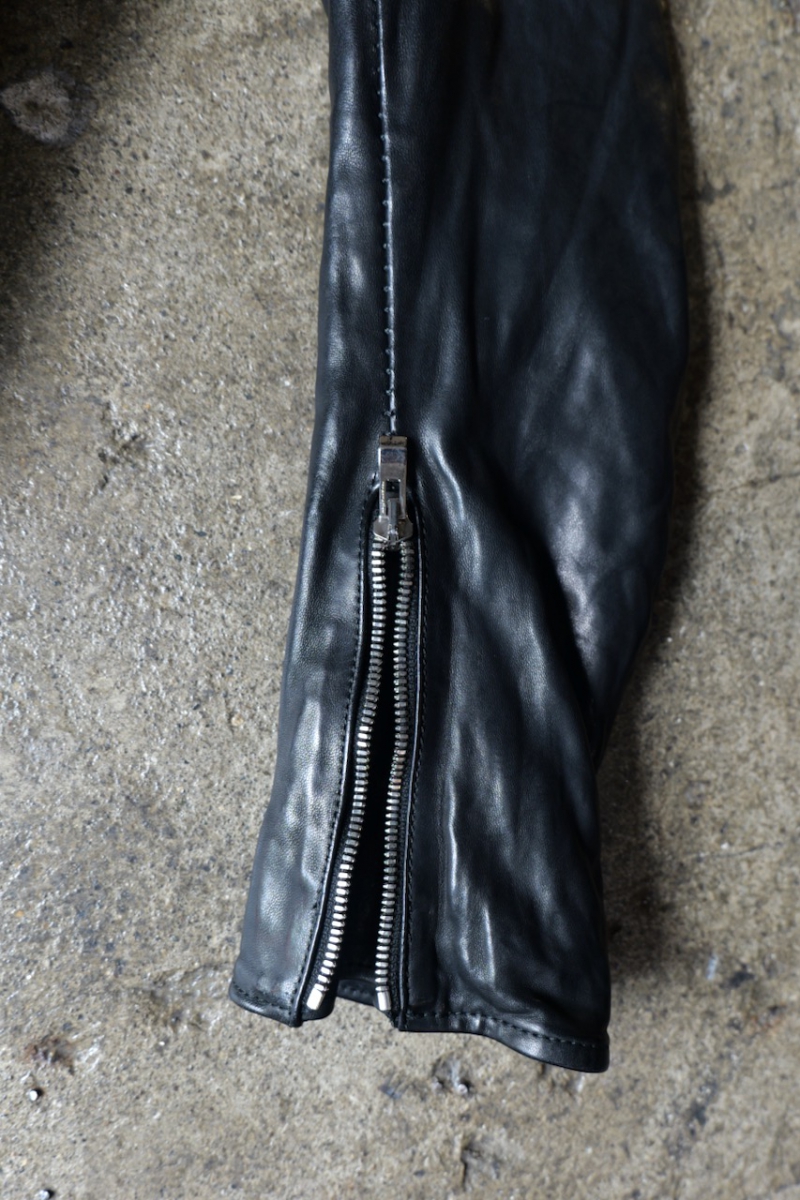 【新品 タグ付き】 roarguns / AddElmサイドラインパンツ 2 黒 新品 タグ付き】 roarguns / AddElmサイドラインパンツ 2 黒