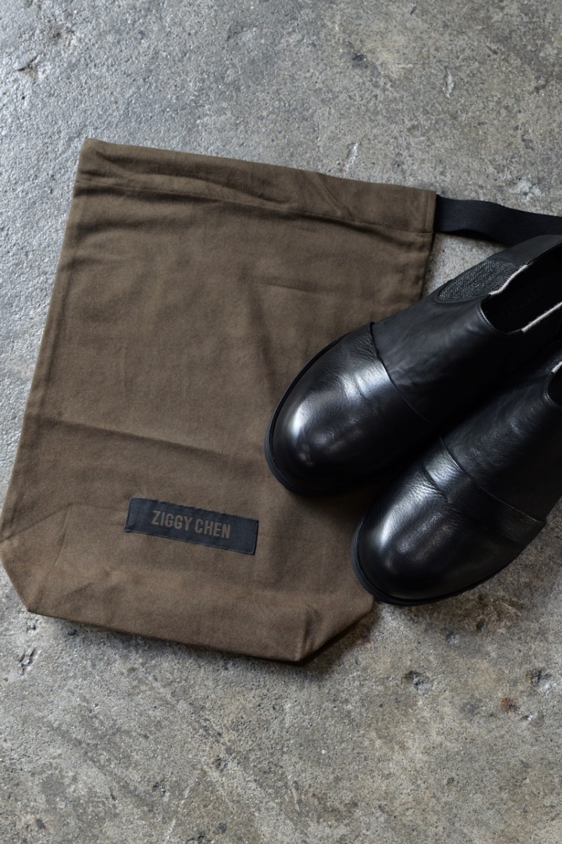 イエイヌ！ ISSEY MIYAKE ダウンジャケット ブラック