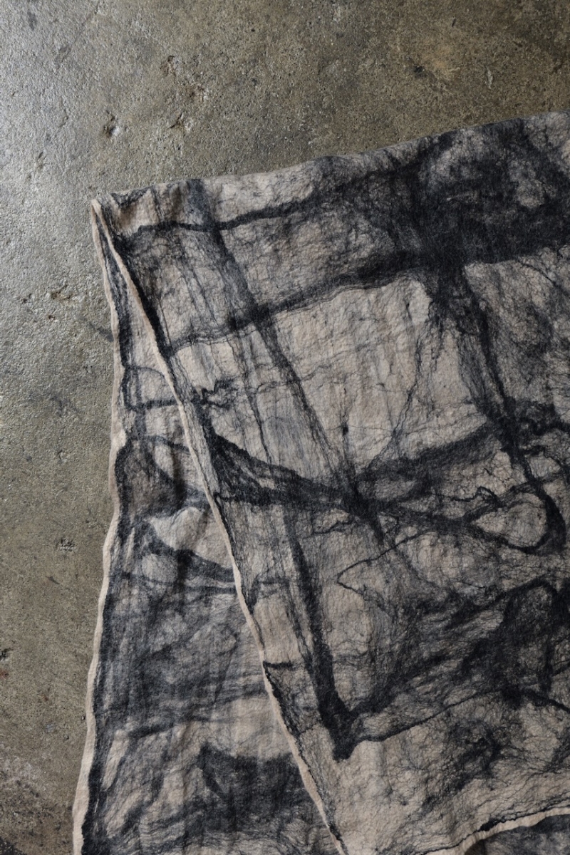 LIGHT200. Wool & Silk Stole. 201(Beige Black). SILVANA